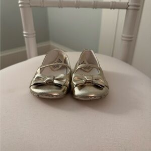 Janie and Jack 12 to 18 months Gold Baby Shoes with Bow